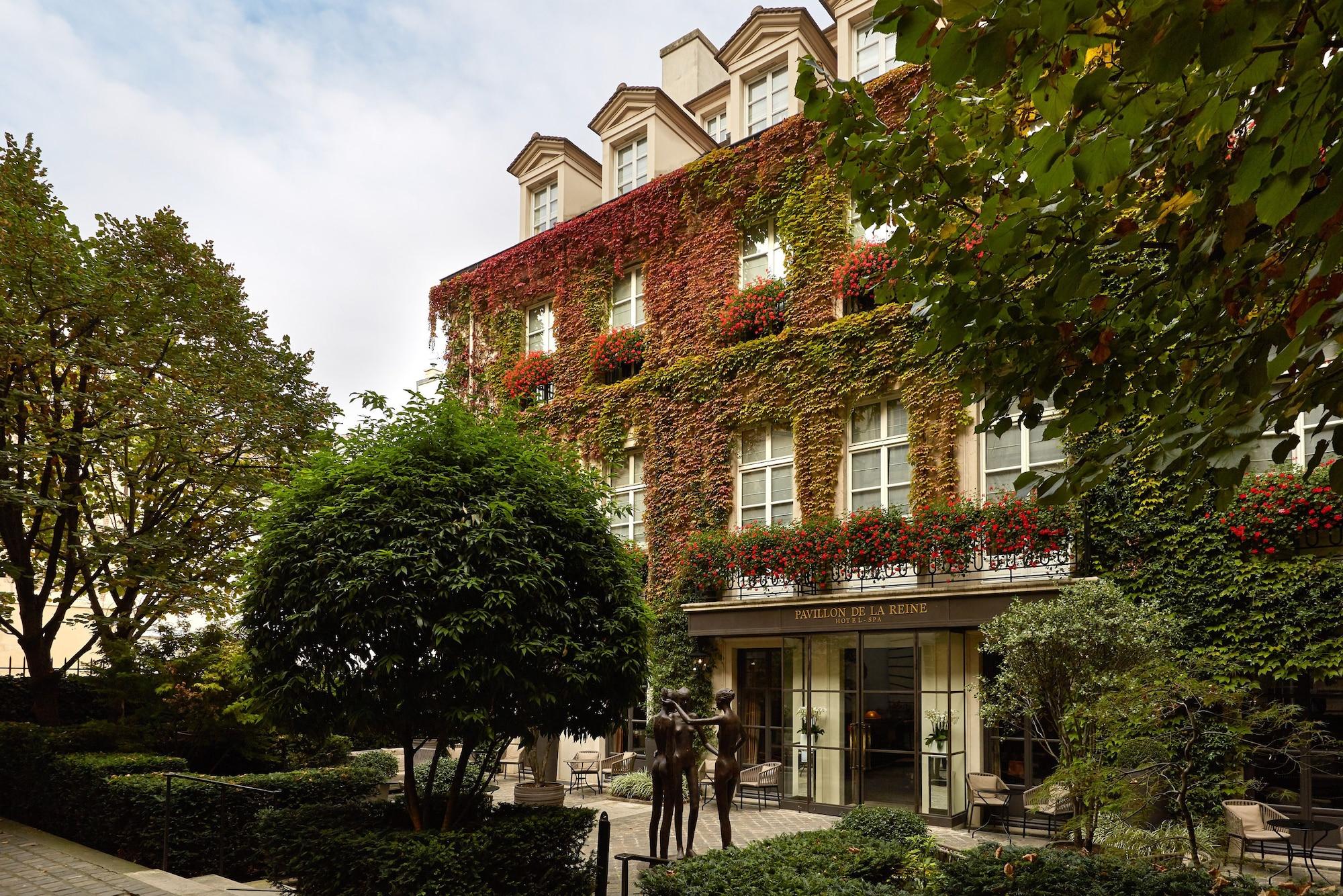 Le Pavillon De La Reine & Spa, Place Des Vosges Hotel Paris Exterior foto